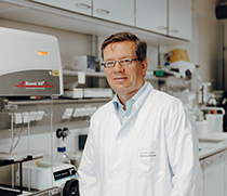 Prof. Dr. med. Martin Zenker